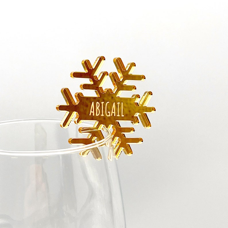 Personalised Christmas Snowflake Place Settings, Mirror Engraved names. Chic customised seat cards festive table decorations idea image 5