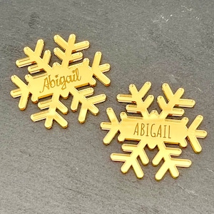 Personalised Christmas Snowflake Place Settings, Mirror Engraved names. Chic customised seat cards festive table decorations idea image 7