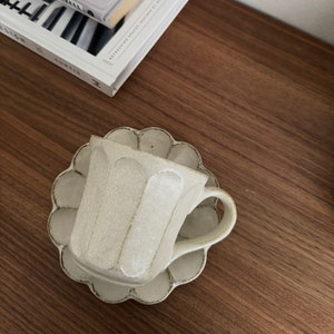 Rinka Ceramic Tea Mug | Traditional Japanese ceramics - Kaneko Kohyo Porcelain Collection - Made in Japan - White/Ivory