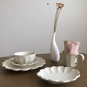 Exclusive Hand-Made Ceramic Rinka Flower Plate Kaneko Kohyo Porcelain Collection Made in Japan White/Ivory image 9