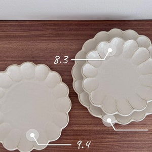 Exclusive Hand-Made Ceramic Rinka Flower Plate Kaneko Kohyo Porcelain Collection Made in Japan White/Ivory image 6