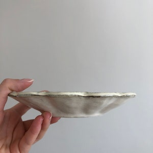 Exclusive Hand-Made Ceramic Rinka Flower Plate Kaneko Kohyo Porcelain Collection Made in Japan White/Ivory image 4