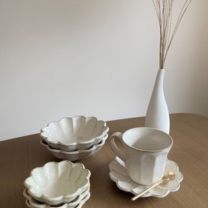 Exclusive Hand-Made Ceramic Rinka Flower Plate Kaneko Kohyo Porcelain Collection Made in Japan White/Ivory image 10