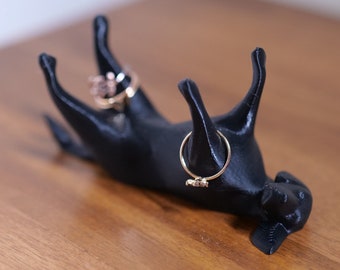 Adorable Dog Ring Holder, Playful Pets Jewlery Holder, Ring Stands, Wedding Ring Stand