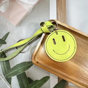Handmade Genuine leather Smile face keychain bag charms accessary Handbag & Purse Charm Gift idea friend family teacher