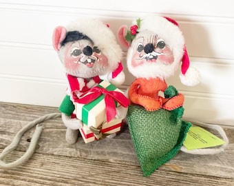 Vintage Kitschy Annalee Mobilitee Christmas Mice , Set of 2; made in The USA circa 1970s, Mid Century Kitsch