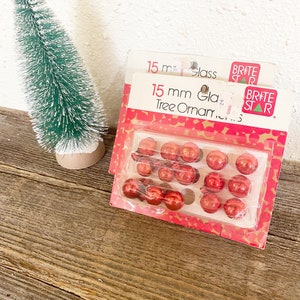 Vintage Mini Red Glass Christmas Ornaments, 15 in Box, Hand-painted, circa 1970s Brite Star 15 mm image 9