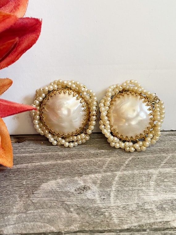 Vintage Mother of Pearl & Gold Vintage Snap Earrin