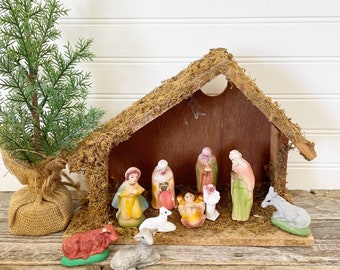 Vintage Musical Ceramic Nativity Set with Manger. Christmas Nativity, Jesus, Mary, Sheep Set of 11 Christmas Decor; Magic Epiphany