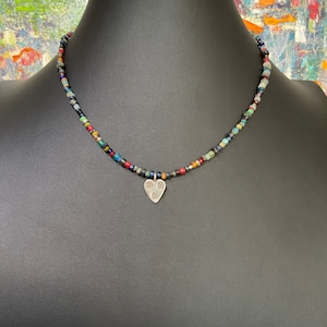 Collier à breloques en argent sterling Karen Hill Tribe : mélange de perles bohèmes et de pierres précieuses multiples