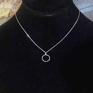 Minimalist Sterling Silver Circle Pendant Necklace: Etched Design