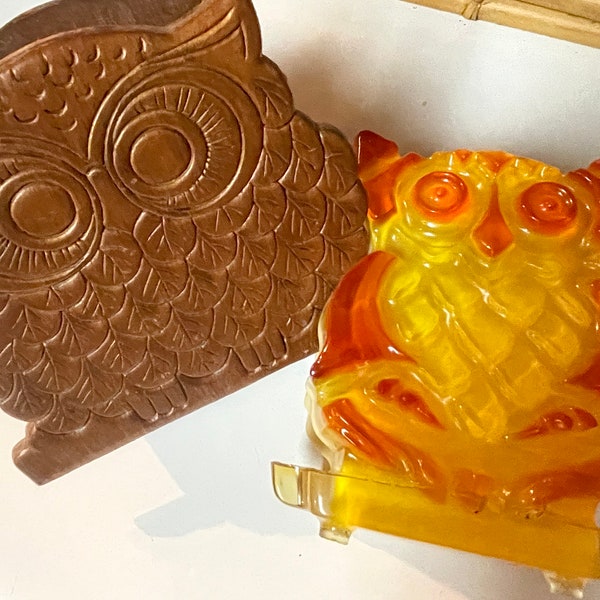 Adorable vintage owl napkin holders in wood or lucite.