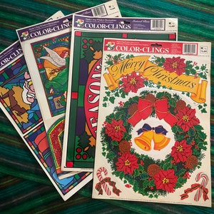 Vintage Weihnachtsdeko fürs Fenster. Set mit vier wiederverwendbaren Weihnachtsdekorationen für das Fenster.