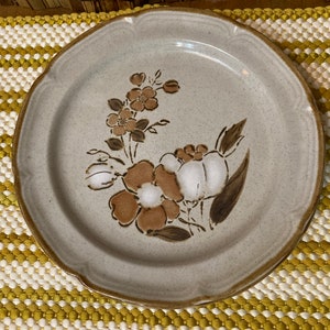Vintage stoneware dessert plates