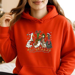 Sudadera navideña personalizada "Feliz y Brillante", camiseta de Pesadilla antes de Navidad, reno, muñeco de nieve, elfo, temporada festiva, Patos divertidos (Hod)