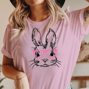 Bunny Shirt Floral Rabbit Shirt Lente T-shirt Pasen T-shirt Bunny Shirt Dierenliefhebber Natuurliefhebber, KONIJNTJE MET GLAS afbeelding 1