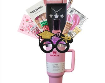Stanley Pink 40oz Tumbler, Graduation Tumblr Bouquet for girls, Class of 2026 graduation gift