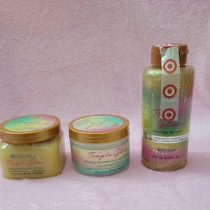 Skin care gift set for women