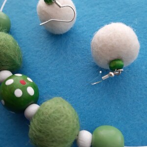 Zimna Jabka Free shipping Free domestic delivery Wool felt balls necklace and earrings set Gift for girl Felted wool ensemble image 2