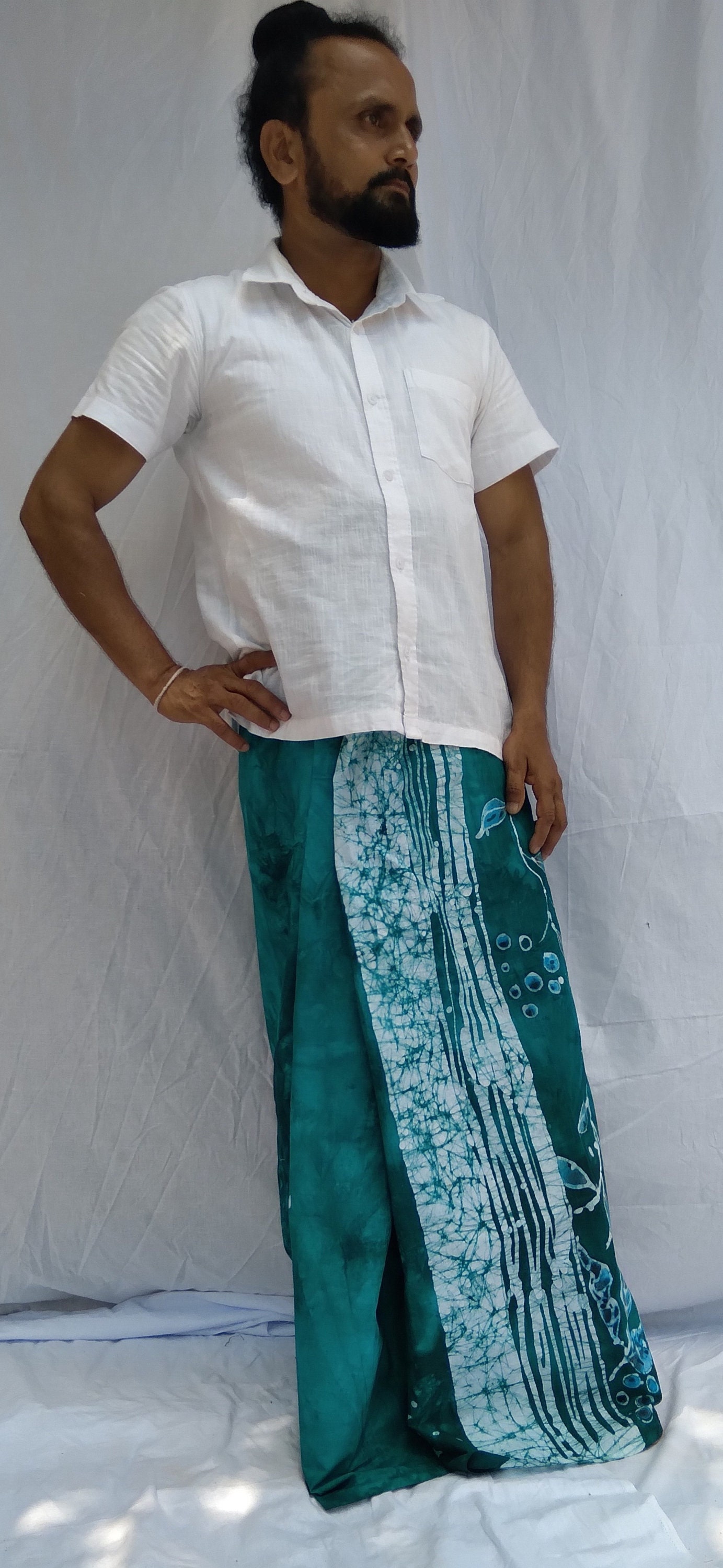 Java Batik Sarong, Sarong Beach Wrap, Batik Lungi Dress, Longyi