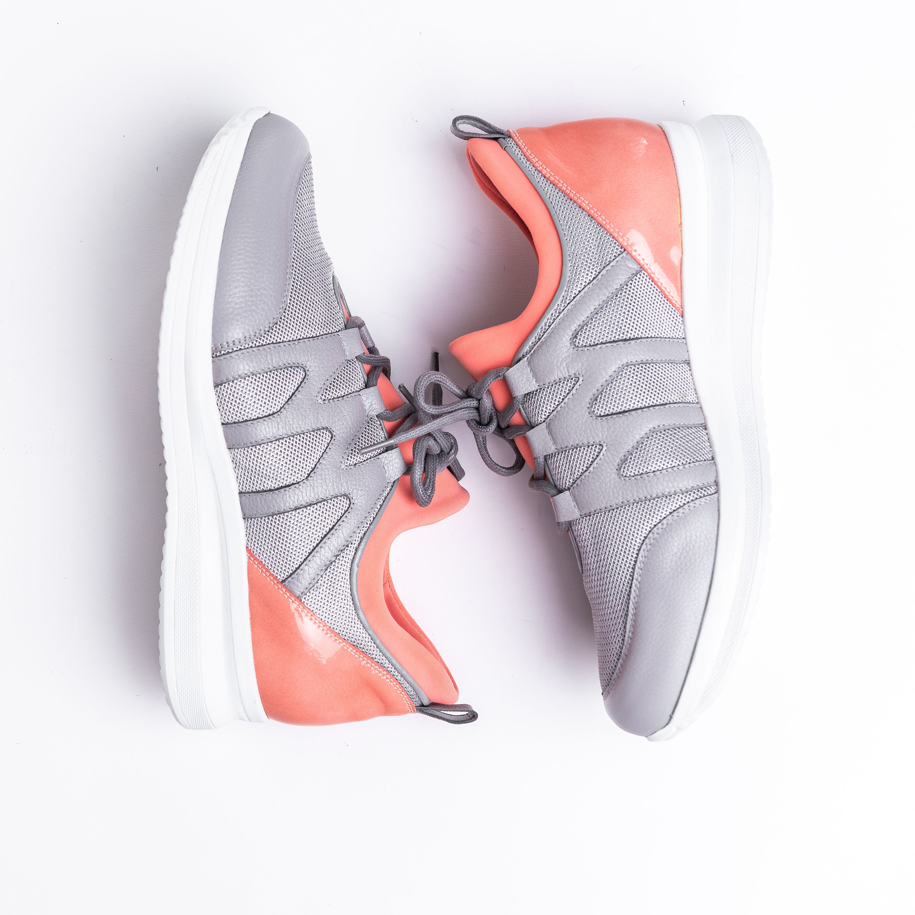 arch support trainers