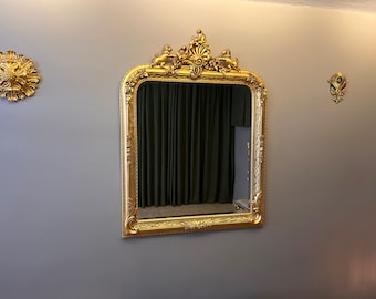 Gold Leaf Mirror: Ornate Framed Wall Decor