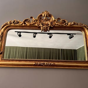 Kunstvoller Französischer Rokoko Spiegel: Blattgold, Custom Barock Dekor