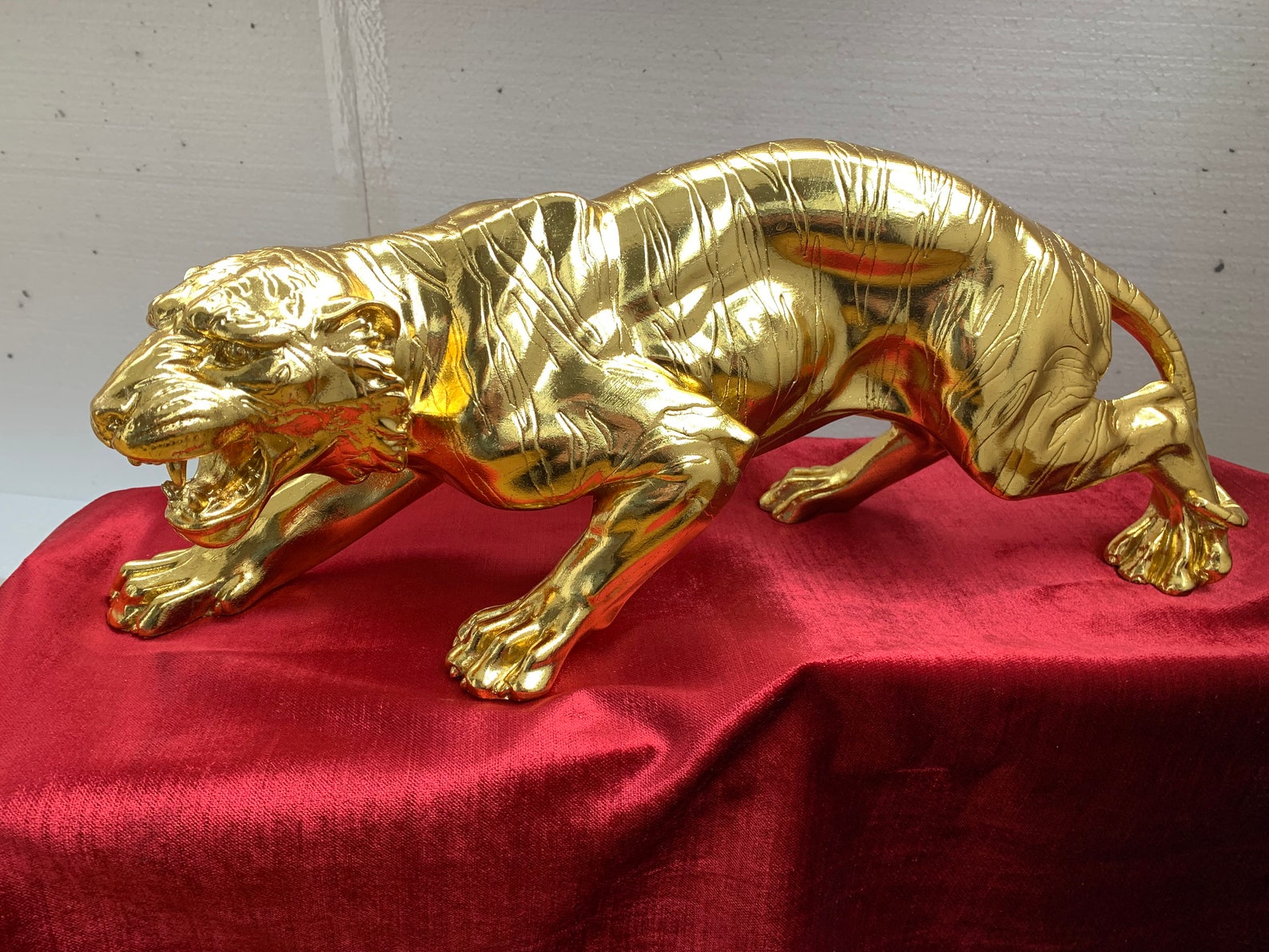 Jaguar Sculpture Artworks Handcasted Jaguar Statue Table Etsy