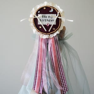 Heirloom Birthday Badge | It’s My Birthday Pin | Keepsake Birthday Rosette