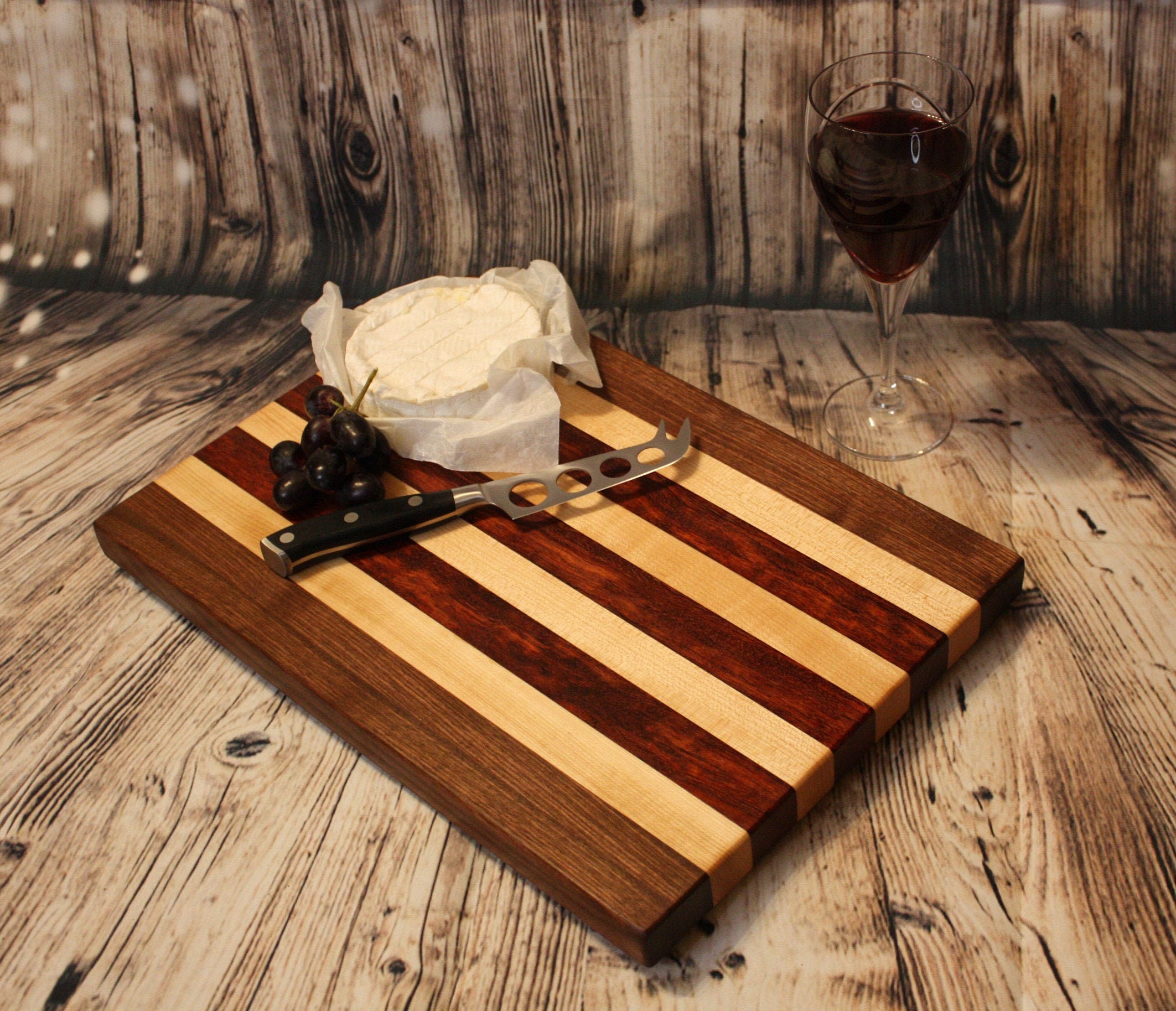 Set of 3 Wooden Chopping Boards with Stand