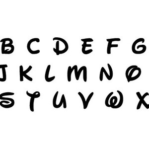 Puede incluir: Letras del alfabeto en blanco y negro en estilo manuscrito. Las letras son estilizadas y tienen un toque caprichoso.