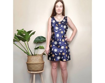 women's retro sun moon print hooded long sleeve dress