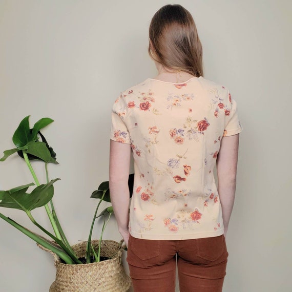 Vintage 90s Peach Floral Scoop Neck Cotton Tee Wo… - image 3