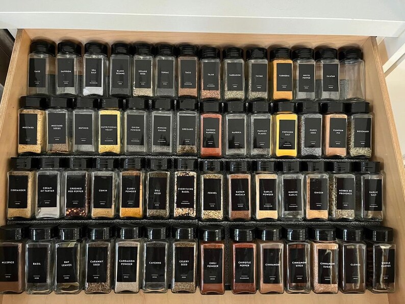 4oz Spice Jars With Black Spice Labels Shaker Lids Dispenser Etsy