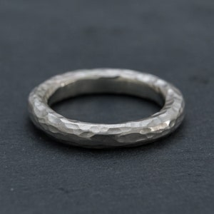 Silberring mit Hammerschlag, 4 mm, 925er Silber, handgefertigt, GemeoArt