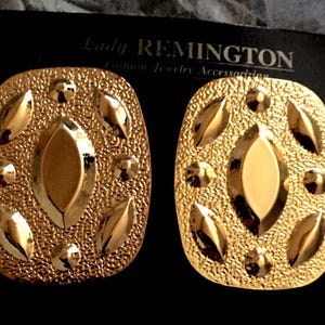 LADY REMINGTON Vintage earrings, and clip on accessory (for necklace, hat or scarf)