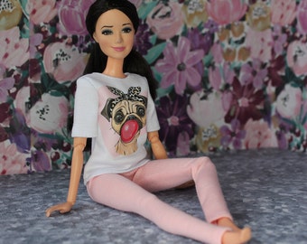 Ropa de muñeca de moda hecha a mano. Camiseta y Leggings para Muñecas.