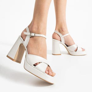 White Bridal High Heels: Elegant Wedding Platform Pumps