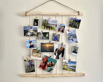 Twine Photo Display with Mini Pegs Natural Wood Photo Frame Vertical Pictures Display Photo Memory Frame Wall Decor Photo Gifts