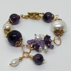 Amethyst and shell pearl bracelet