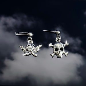 Silber Engel & Schädel Ohrstecker Mismatch Edelstahl Unisex Ball Ohrstecker Geschenkidee Geburtstagsgeschenk Ätherischer Schädel Goth Grunge