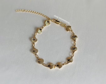 Gold Filled Seashell Bracelet Unisex 18k Statement Jewelry Minimal Dainty Elegant Wedding Ocean Shells Summer Beach Gift Birthday Present