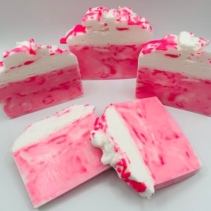 Raspberry slush vegan/cruelty and ALLERGEN free soap bar, valentines gift for her, Valentine’s Day, raspberry scented, gifts for girls, gift