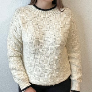 Knitted sweater/ Chunky merino-cashmere sweater/ Round neck long sleeve sweater/ White wool sweater/ Oversized sweater/ Chunky knit sweater image 4