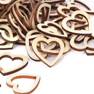 60 Stück Streudeko Herz Hochzeit Tischdeko Wunschnamen Dekoration Holz Gravur 60 Stück Streudeko Herz Hochzeit Tischdeko Wunschnamen Dekoration Holz Gravur