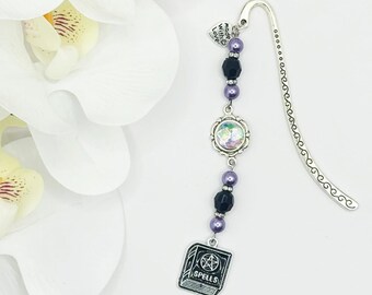 Spell Book Charm Bookmark: Halloween Beaded Hook Bookmark