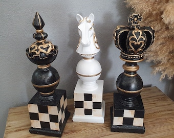 Decorative Chess Piece Statue, Chess set of 3, Large Chess Team Statues,3 Piece Chess Sculpture, Housewarming Gifts, Mother&#39;s Day Gift