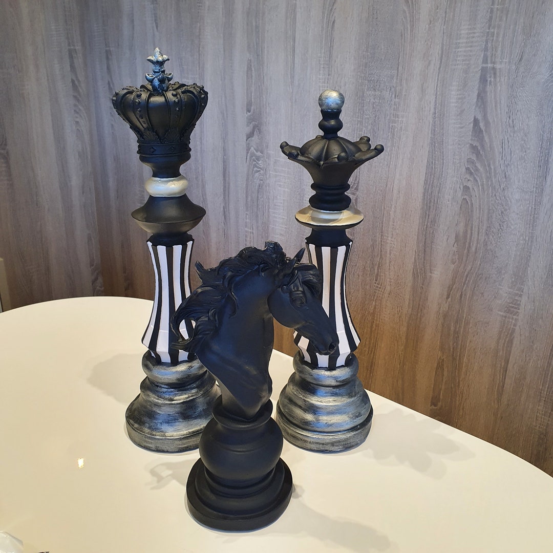 Handmade Chess Team Statues, Black Chess King, Queen, Horse Sculpture ...