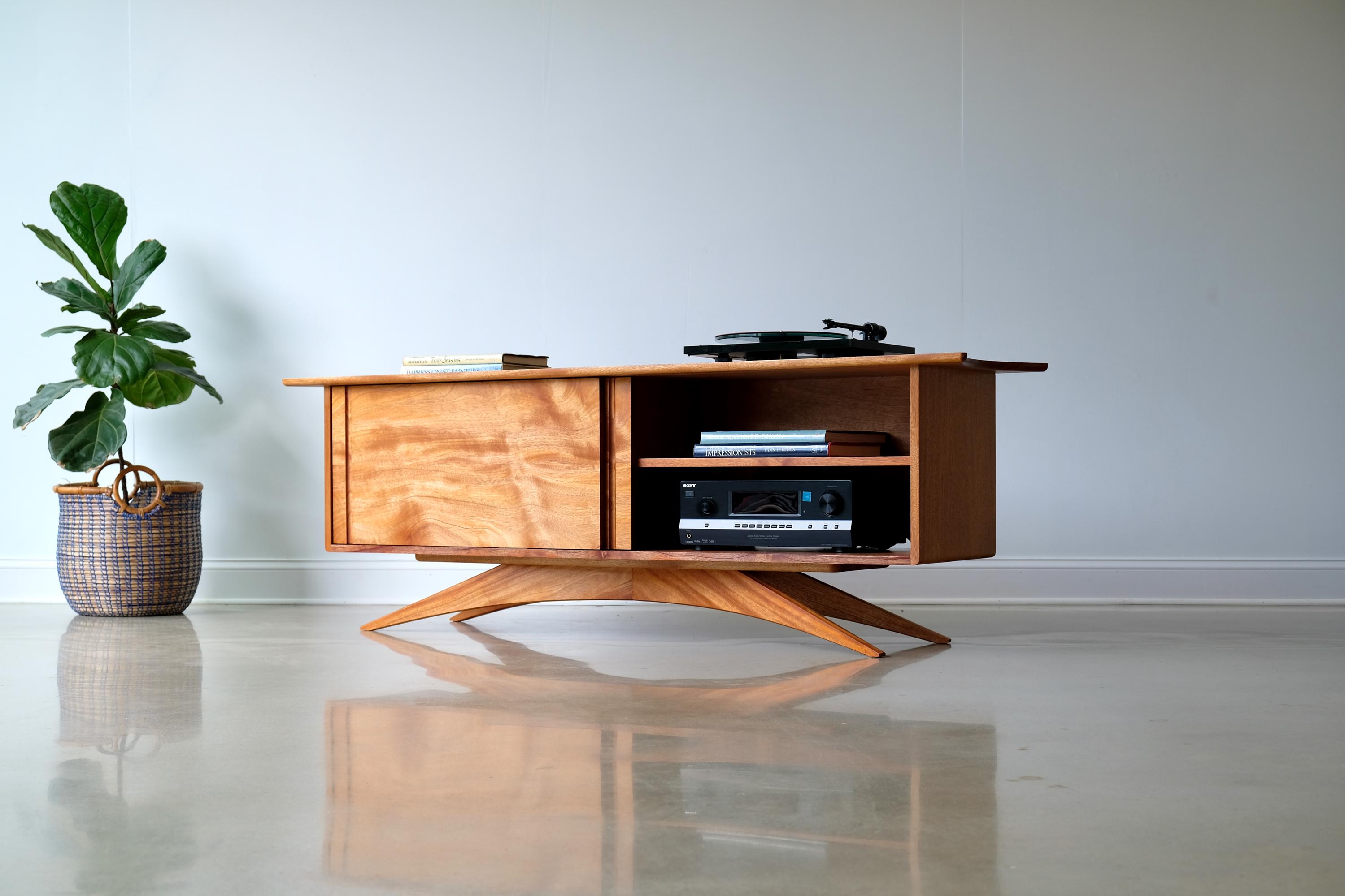 レトロ レコードケース 黒 フェルト内装 レコード47枚入 Handmade Custom Solid Wood Vinyl Record Media Console, Mid