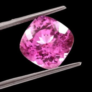 Elegant VVVS Pink Moissanite Cushion Cut Gems - Pass Diamond Tester | Inaya Gems Moissanite